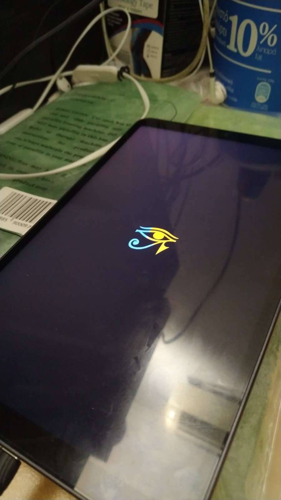 crDroid Stuck on logo